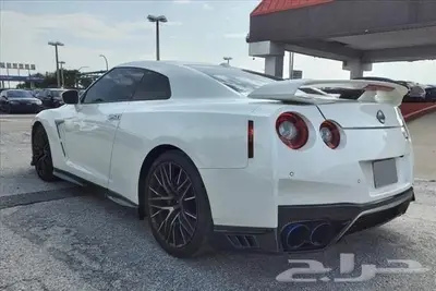 نيسان GTR Premium موديل 2023 (مستعمل) 2