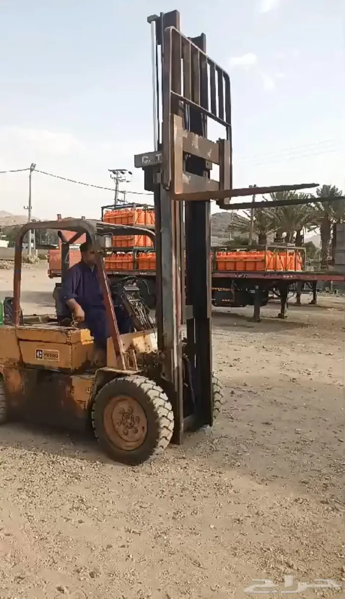 رافعة كتربلر 3 طن 0