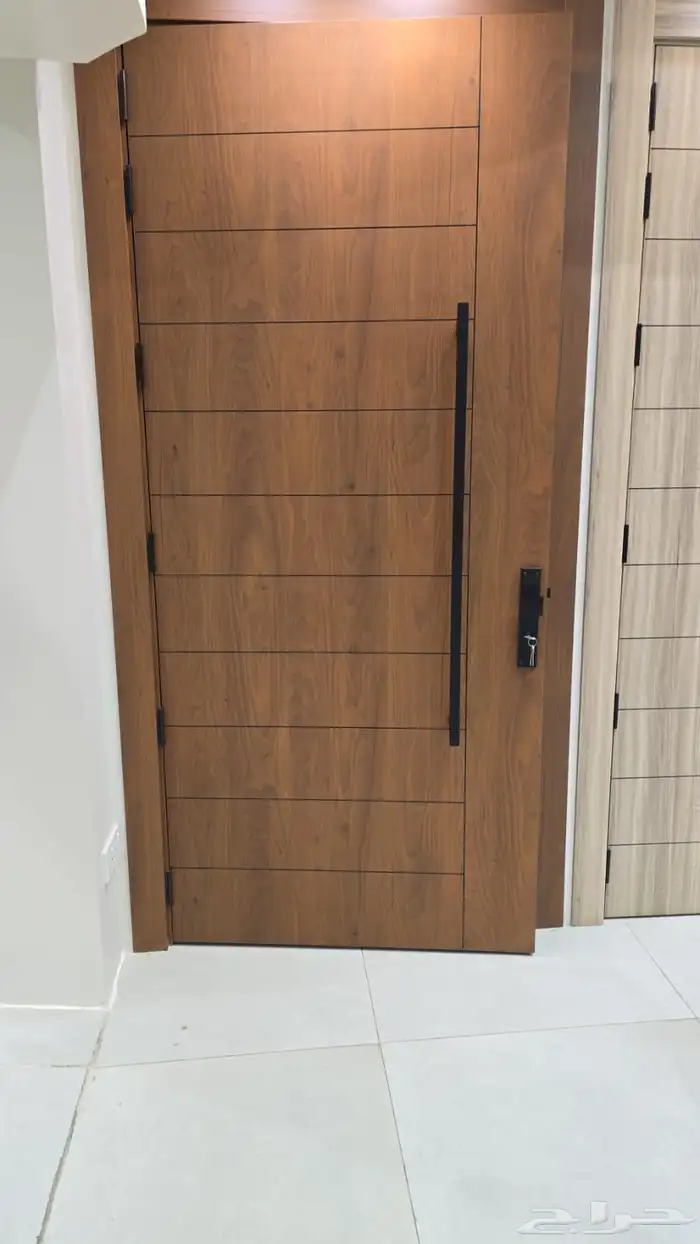 ابواب خارجيه شقق خشب سويدي قشره ميجنو حشو فونتكس الماني 0