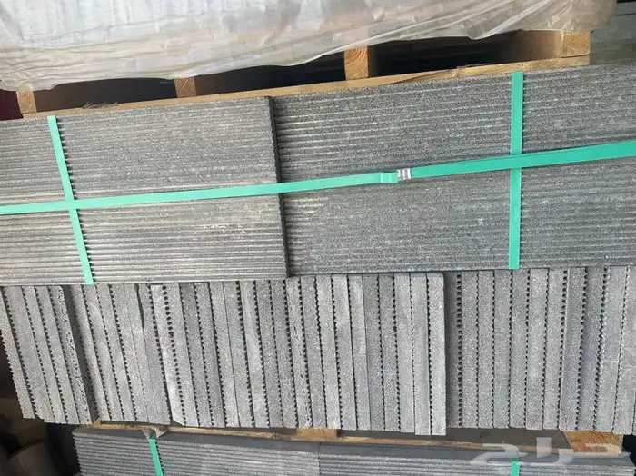 يتوفر لدينا بازلت اردني اصفر اسود ابيض 3