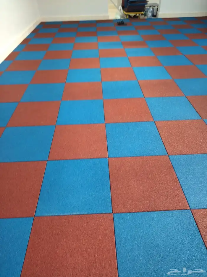 أرضيات مطاطيه ملاعب تنس وطائره بلاط مطاطي رول مطاطي 7