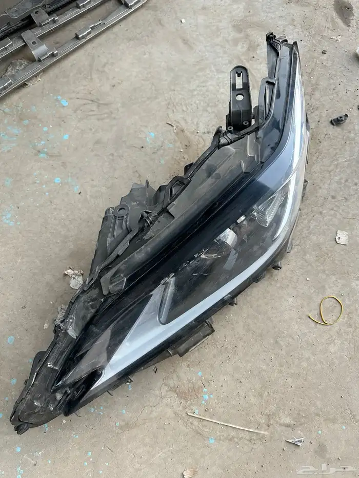 تشليح لبيع شمعات لكزس ES موديل 2019 - 2024 2