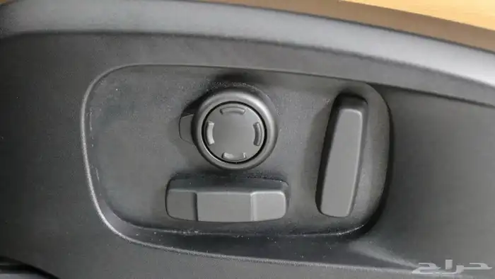 2023 Land Rover Defender 90 V8(عرض لفتره محدوده) 13