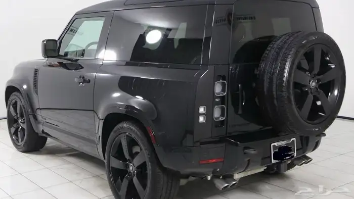 2023 Land Rover Defender 90 V8(عرض لفتره محدوده) 3