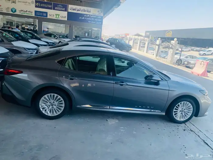 كامري Le 2025 3