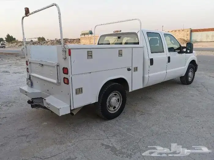 للبيع ونيت فورد F350 غمارتين بدون دبل ماشي قليل 4
