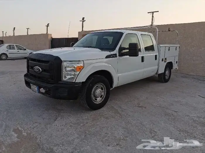 للبيع ونيت فورد F350 غمارتين بدون دبل ماشي قليل 8