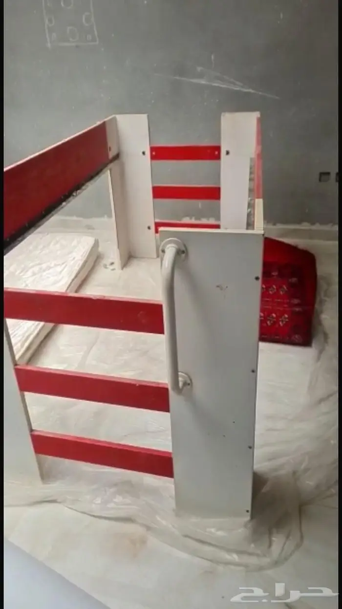 سرير مرتفع للاطفال من ايكيا 1