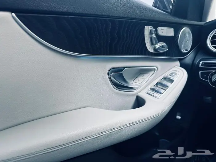 مرسيدس C300 واصدار هوية إماراتية 8