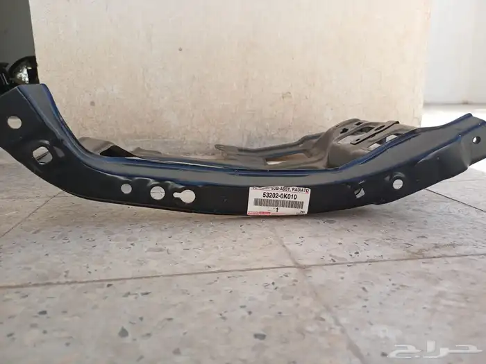 قطع غيار هايلوكس دبل وعادي 2015 اصلي وكالة 4