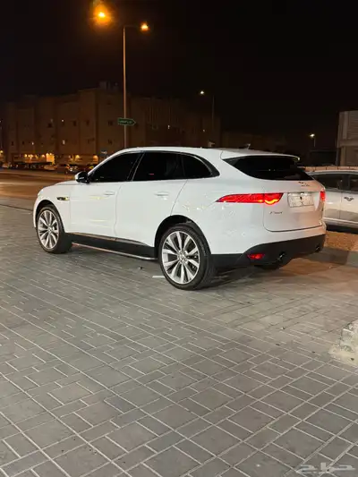 جاكوار اف بيس 2