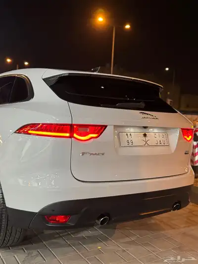 جاكوار اف بيس 11