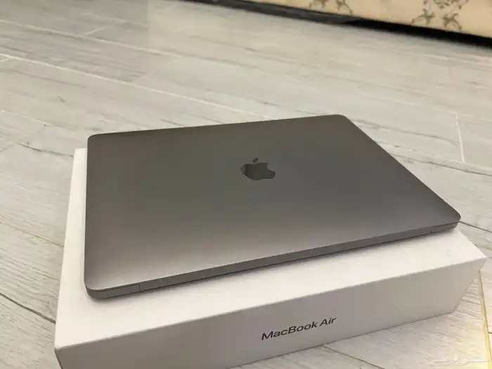 ماك بوك أير 2