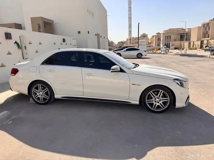 Mercedes 2010 E300 AMG KIT 11