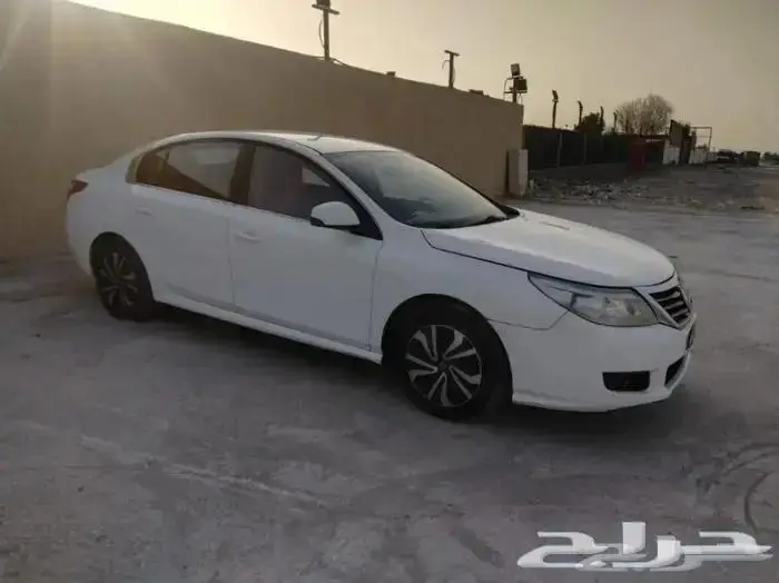 للبيع رينو سافران 4 سلندر موديل 2012 6