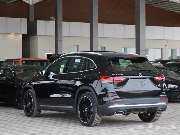 مرسيدس GLA200 2023 AMG فل جفالي 3