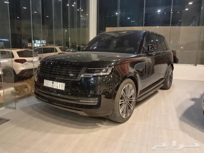 لاند روفر رنجروفر 2023 HSE قطري عرض خاص 650 ماشي 34000 11