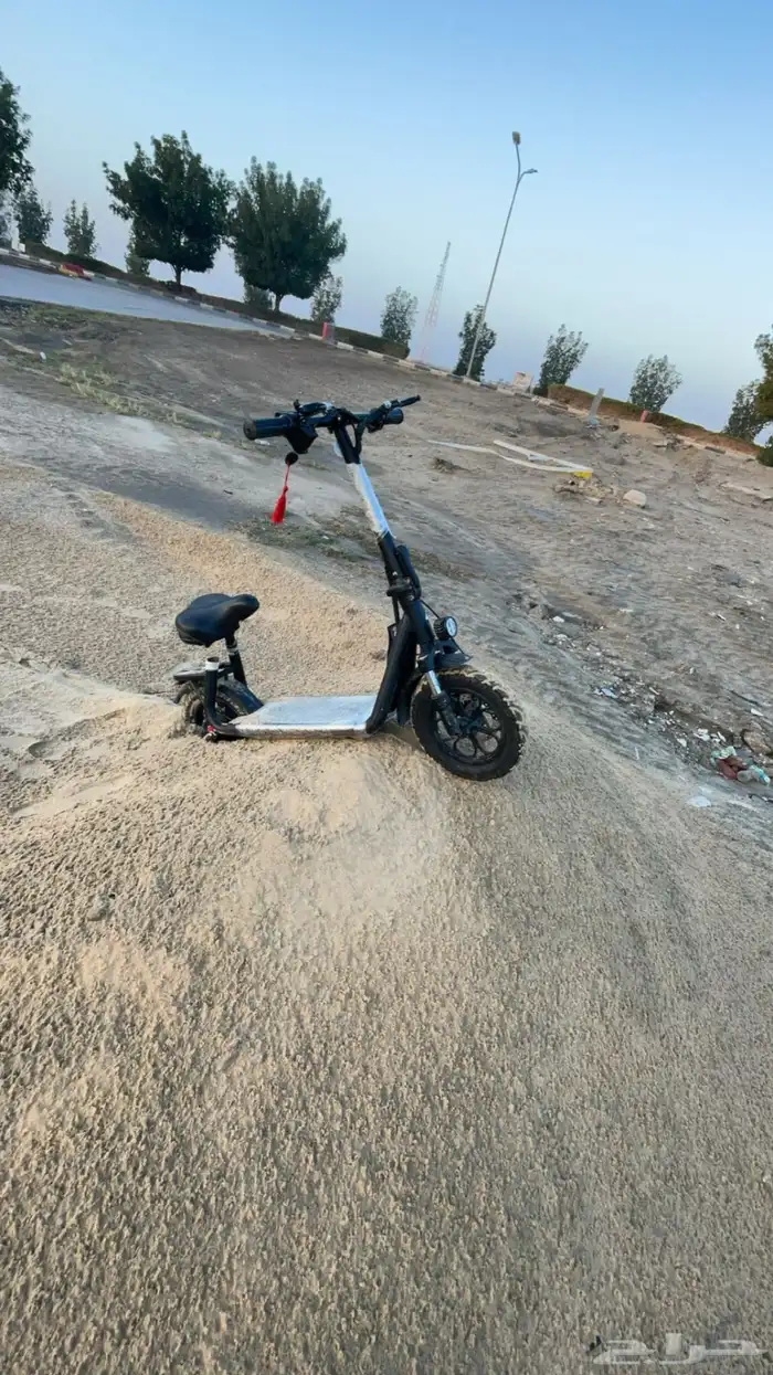 سكوتر كهربائي 48v سرعه 99 0