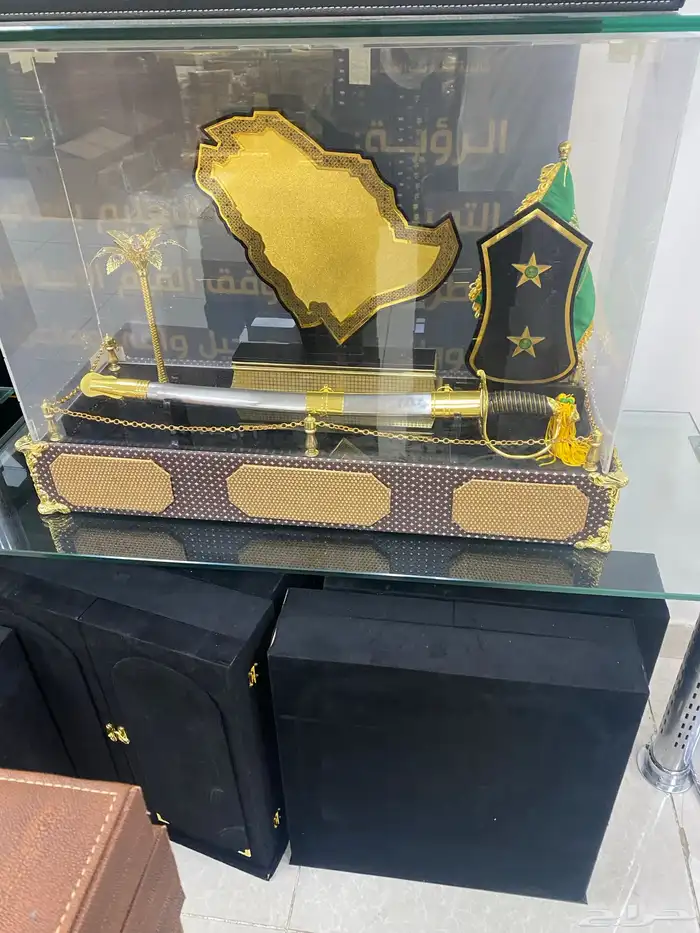 يوجد لدينا جميع الطباعه دروع اكياس بروشات 29