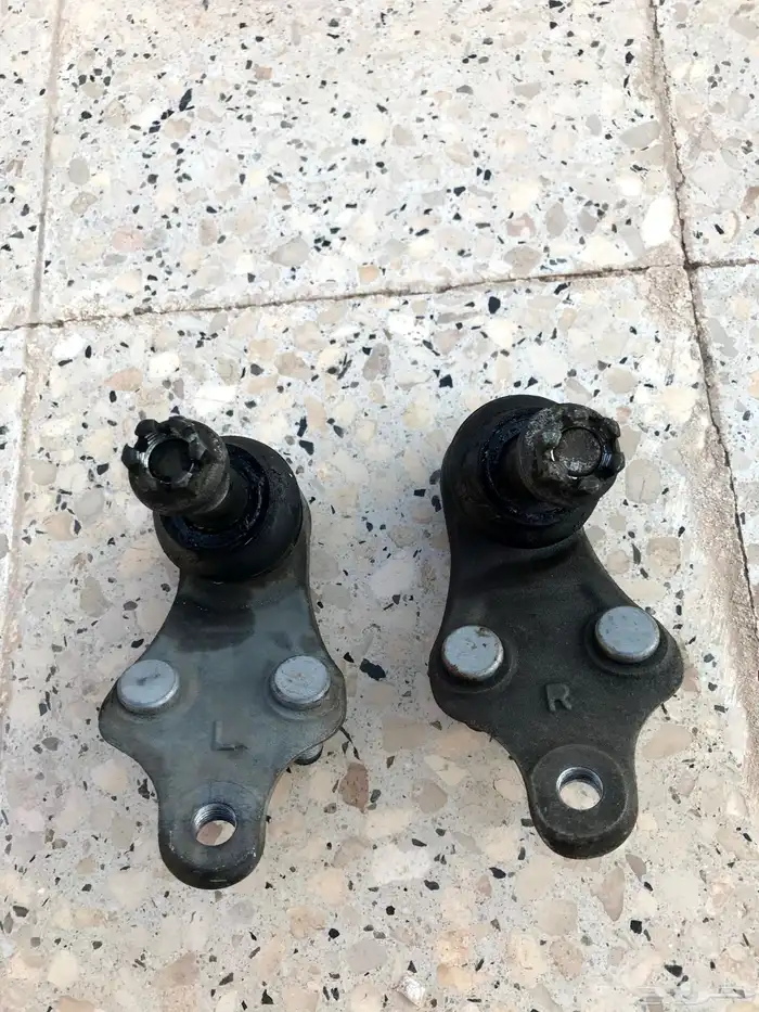 قطع غيار كامري 2011 اصلي وكالة 15