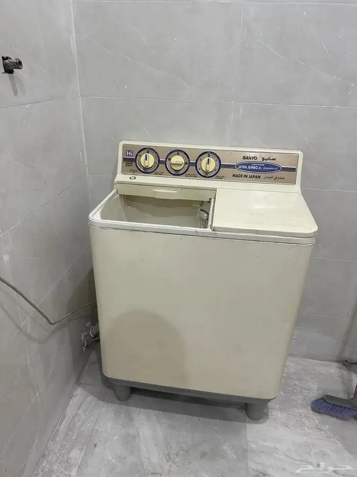 غسالة قديمة سانيو 2