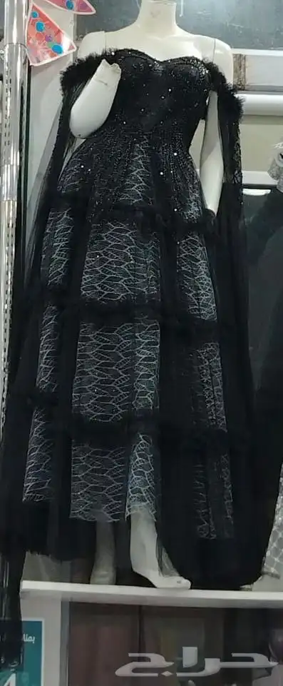 فساتين سهرة للبيع الون الاسود يوجد 2 مقاس ميديم200 ريال 0