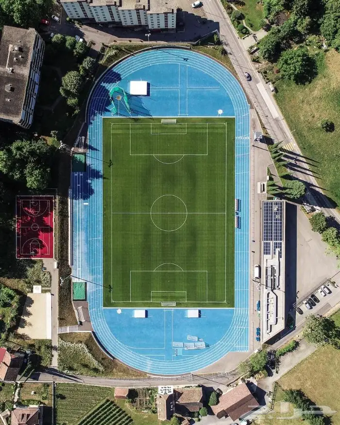 ملاعب عشبية  ملاعب بادل  أرضيات مطاطية 53