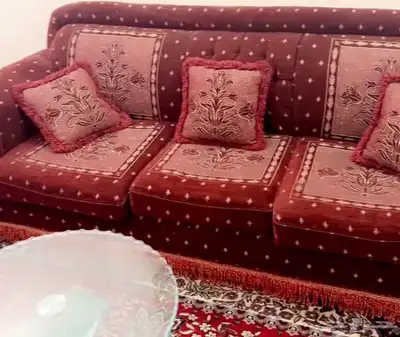 كنب للبيع نظيف 2