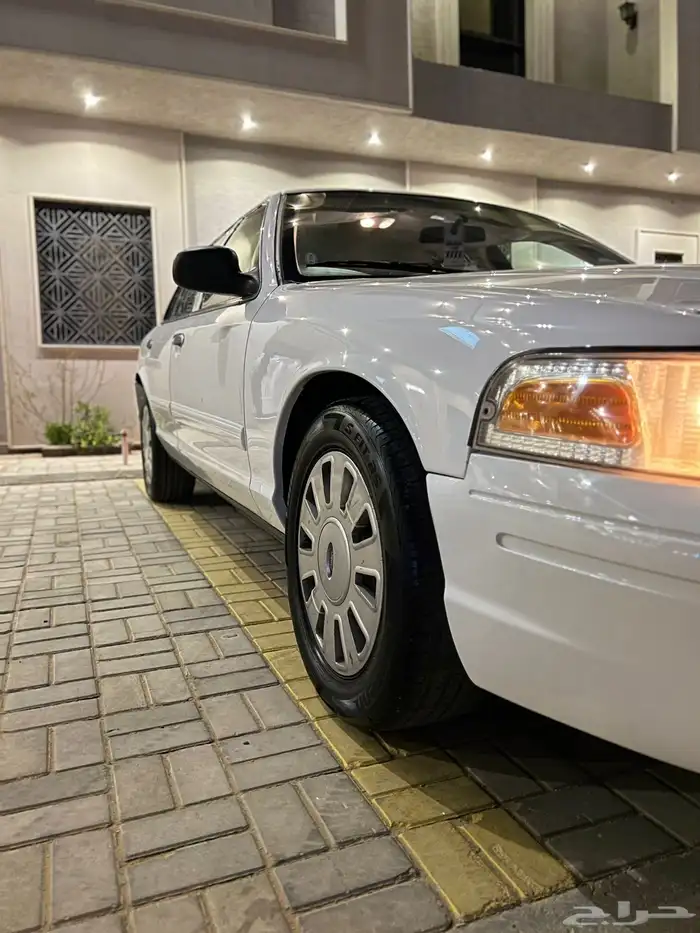 فورد بوليسي 2009 بوليسي (تم البيع) 6