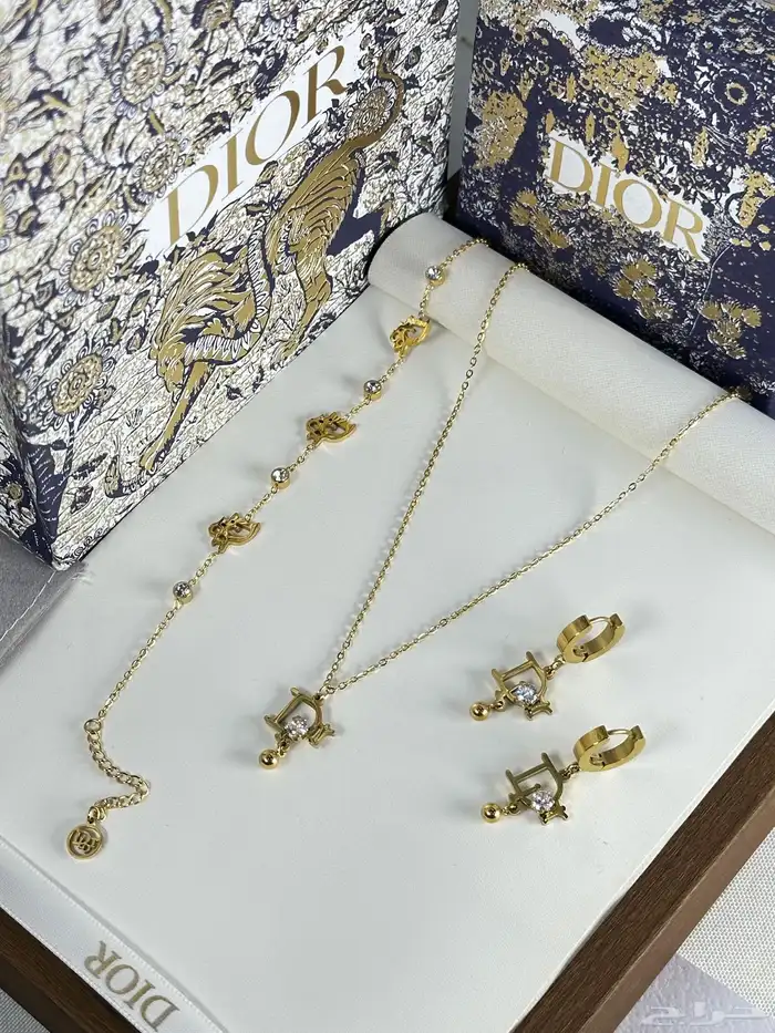 اكسسوارات ماركات هاي كوالتي درجة اولى ضمان لون سنة 23