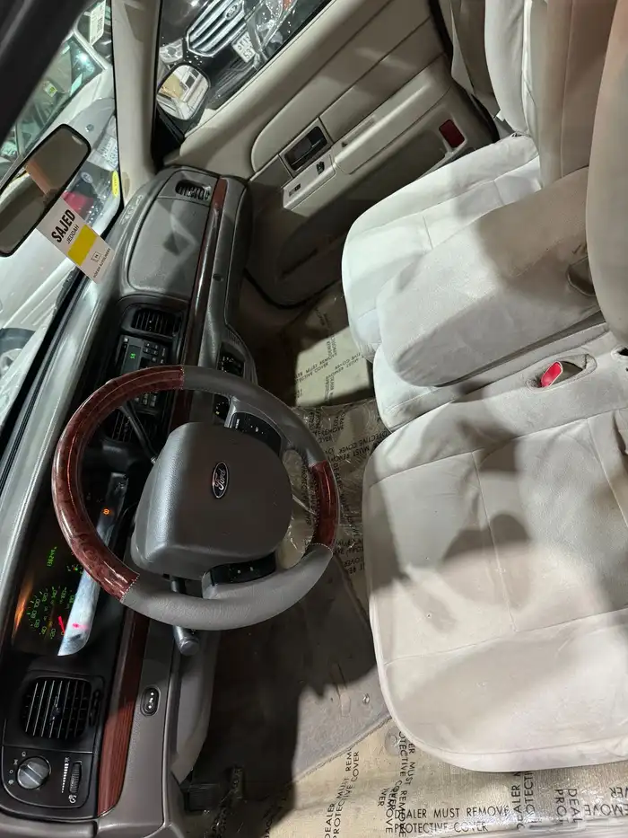 فورد فكتوريا 2011 سعودي 11