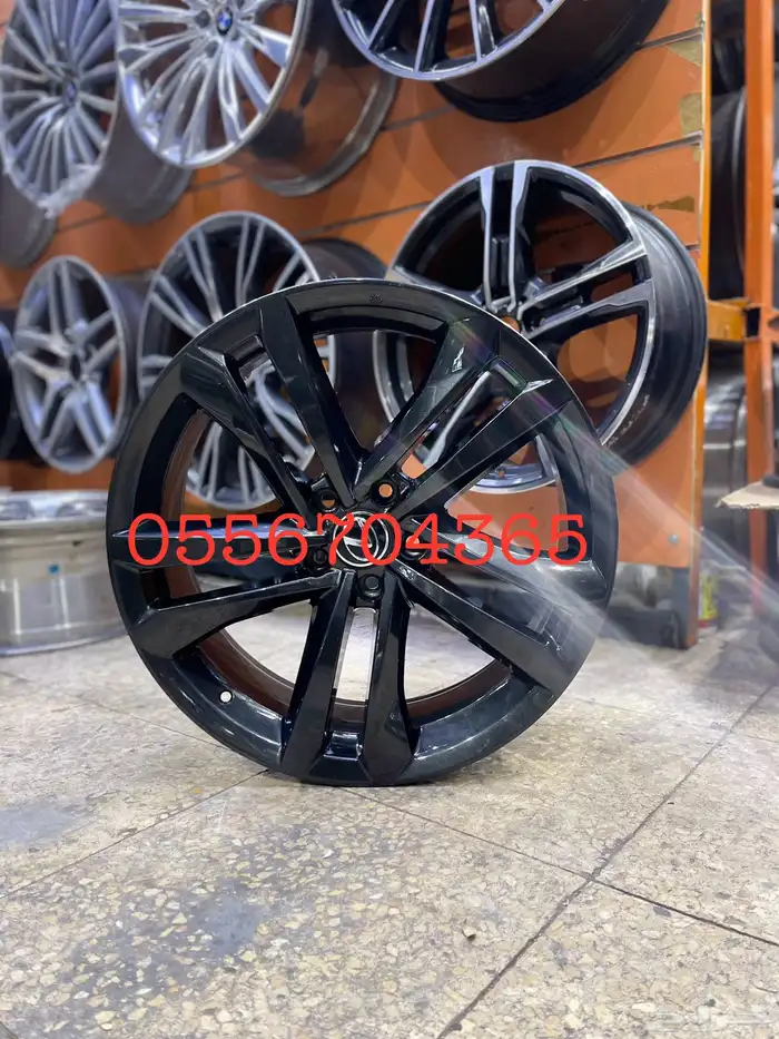 جنوط لكزس NX 350 مقاس 20 اصلي وكالة موديل 2024 3