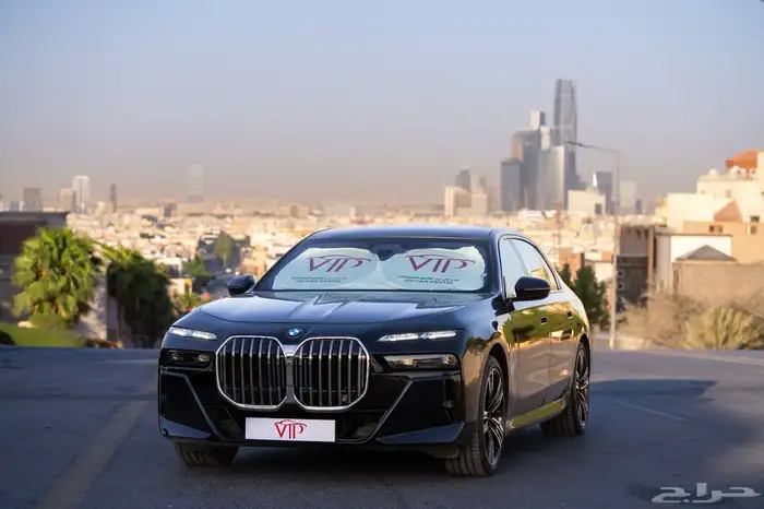 مكتب ايجار سيارات فخمه 3