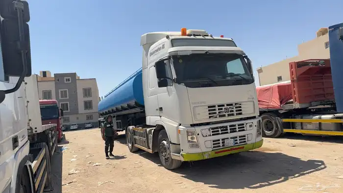 تريلة ماء 32 طن للايجار الشهري 0