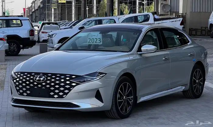 هونداي ازيرا 2023 3