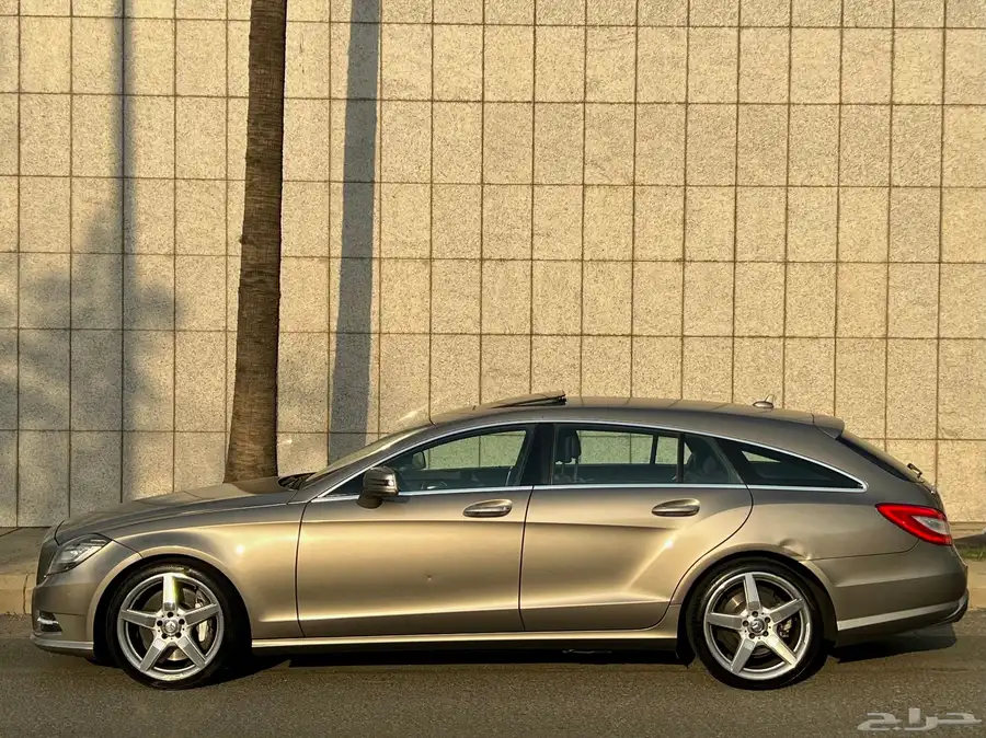 مرسيدس CLS500 مخزن اصدار خاص ونادر ( تم البيع ) 4