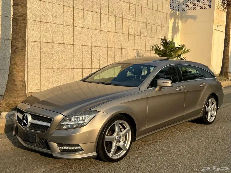 مرسيدس CLS500 مخزن اصدار خاص ونادر ( تم البيع ) 3