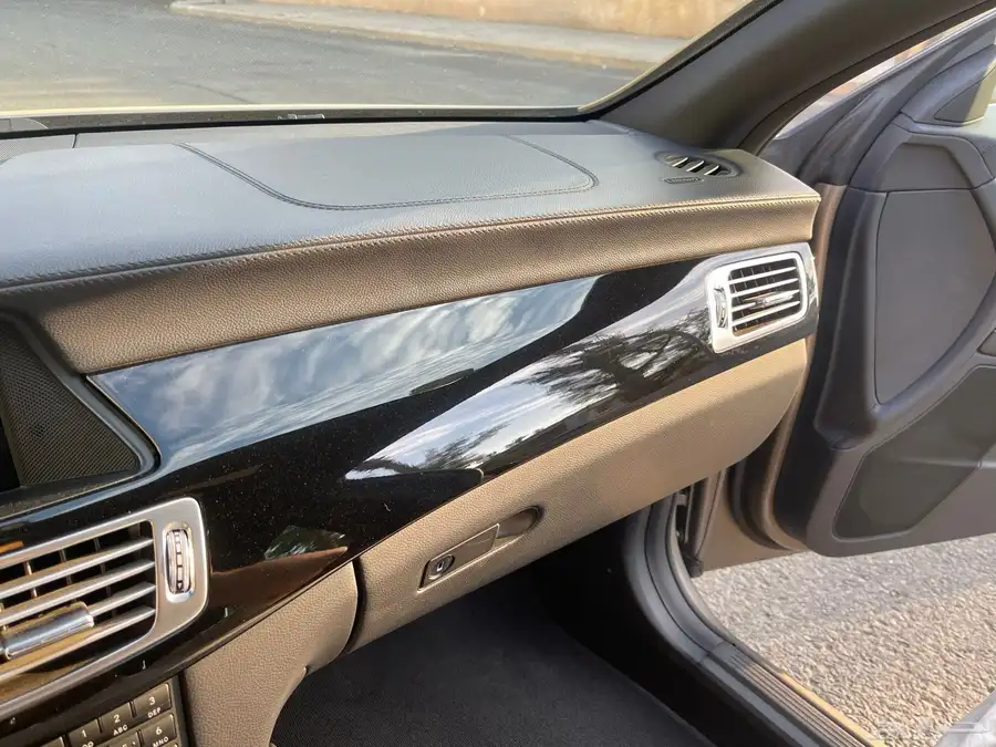 مرسيدس CLS500 مخزن اصدار خاص ونادر ( تم البيع ) 50
