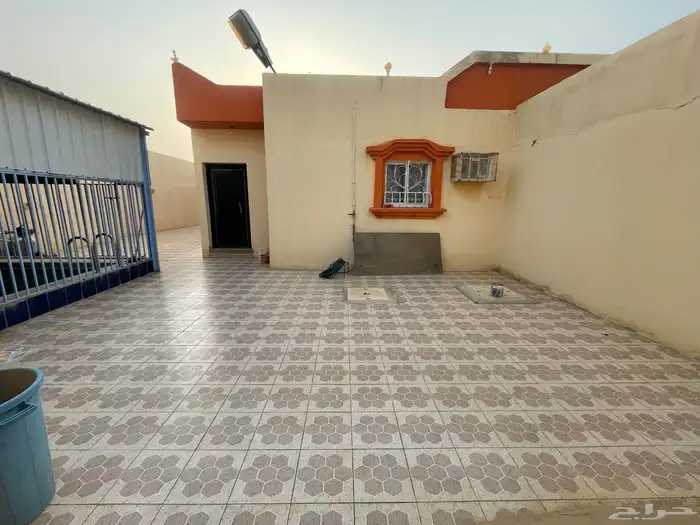 شاليه حي الكدره 3 غرف 1