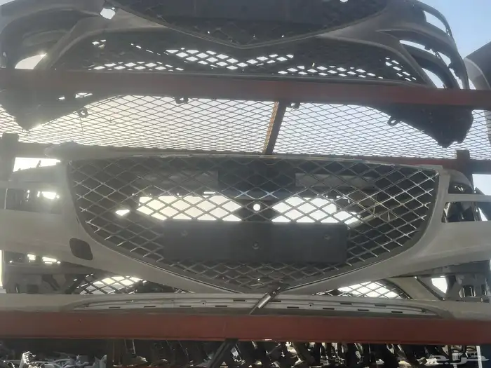 قطع غيار جنسس G80 تشليح 2