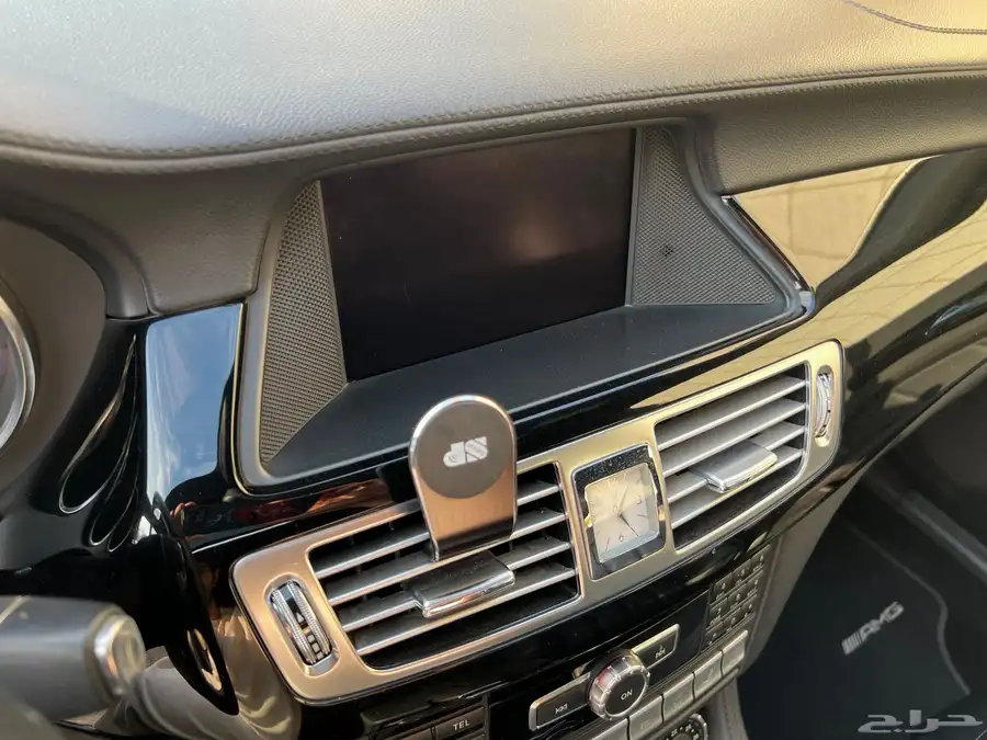 مرسيدس CLS500 مخزن اصدار خاص ونادر ( تم البيع ) 38