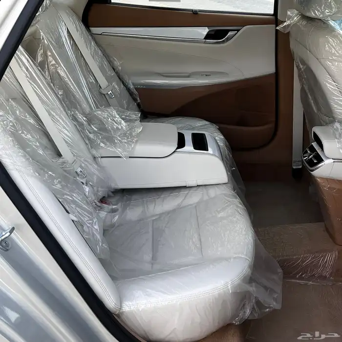 هونداي ازيرا 2023 8