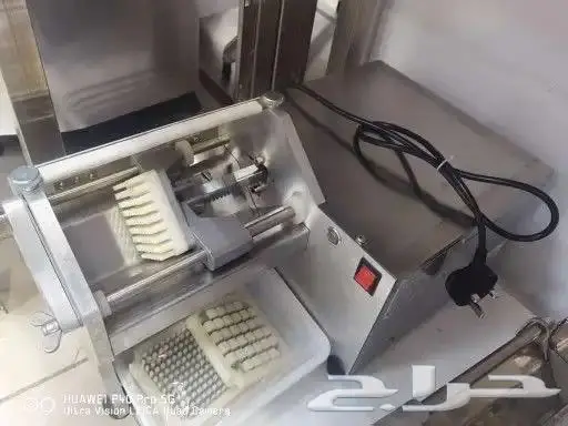 قطاعات بطاطس يدوي وكهرباء.. 5