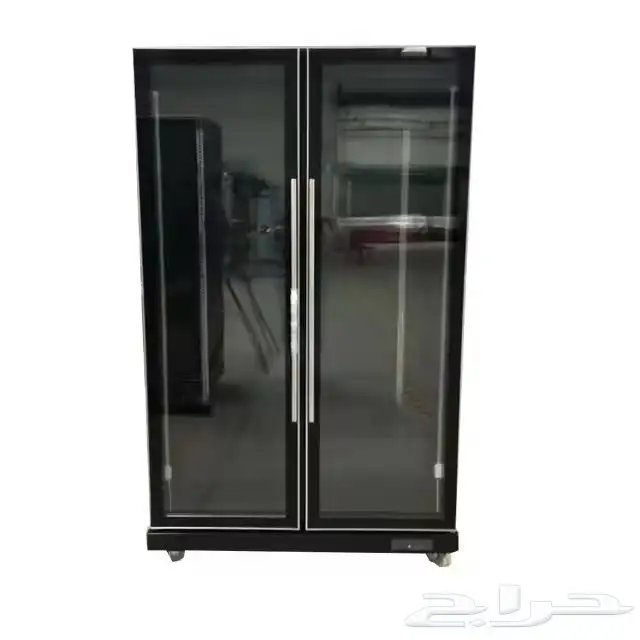 ثلاجات عرض اسود للعصيرات والماء ب احجام مختلفة 11