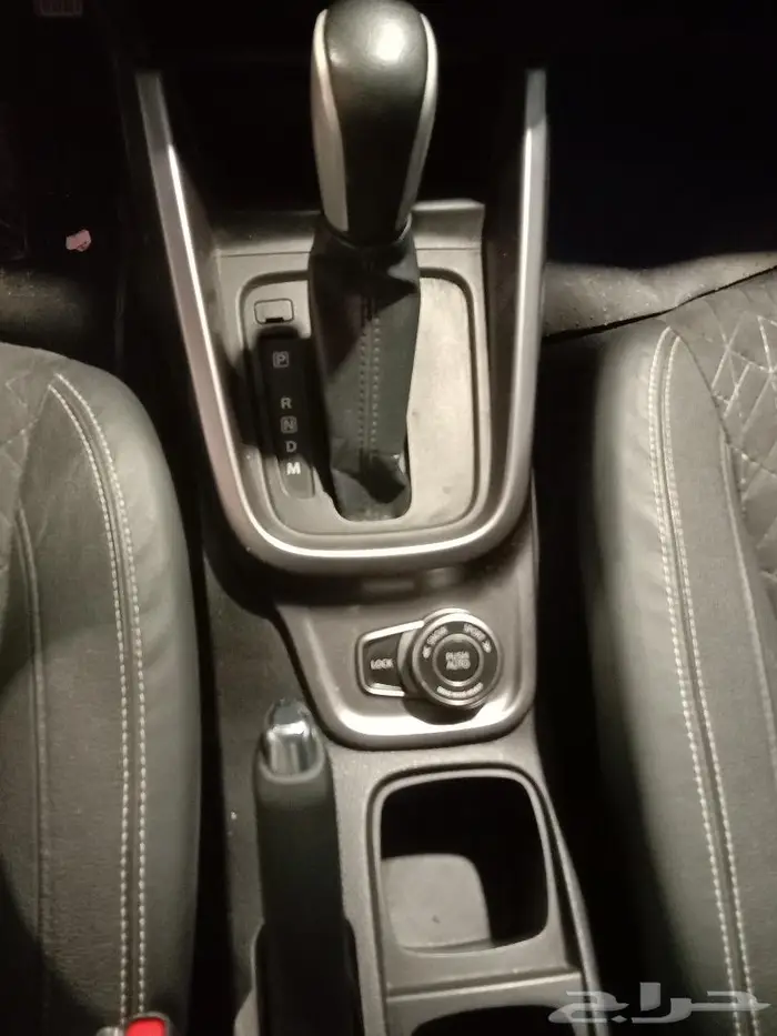 سوزوكي فيتارا 2019 بصمه دبل كويتي مستعمل 12