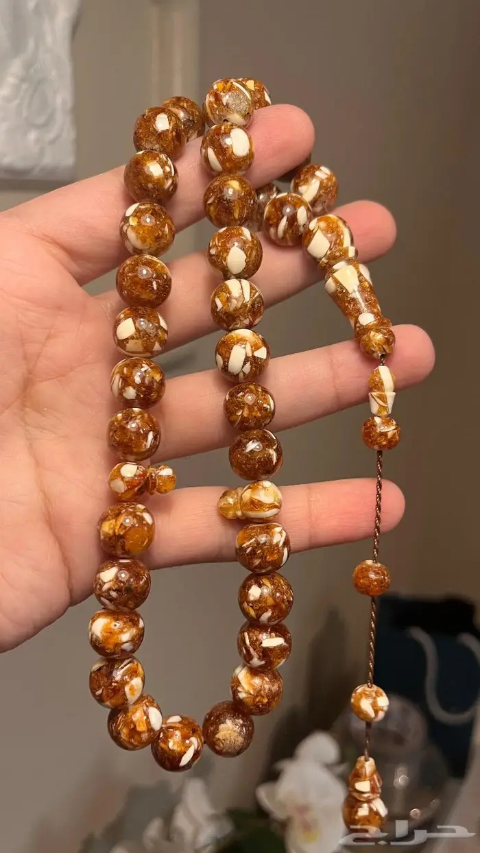 كهرمان حر طبيعي بالعاج 1