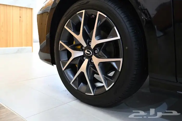 جيه ايه سي امباو S 2025 اسود 5