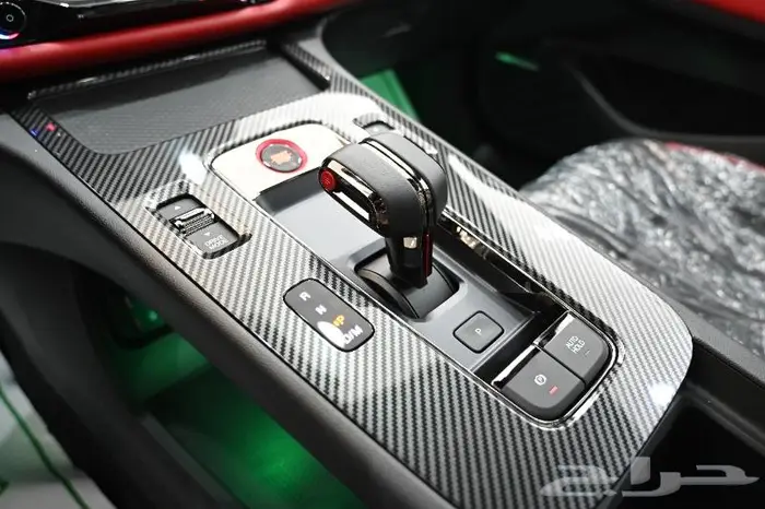 جيه ايه سي امباو S 2025 اسود 8