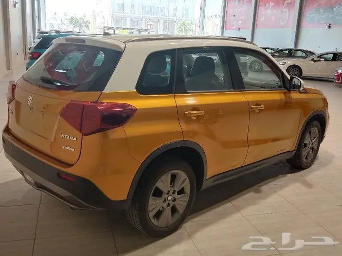 سوزوكي فيتارا 2019 بصمه دبل كويتي مستعمل 8