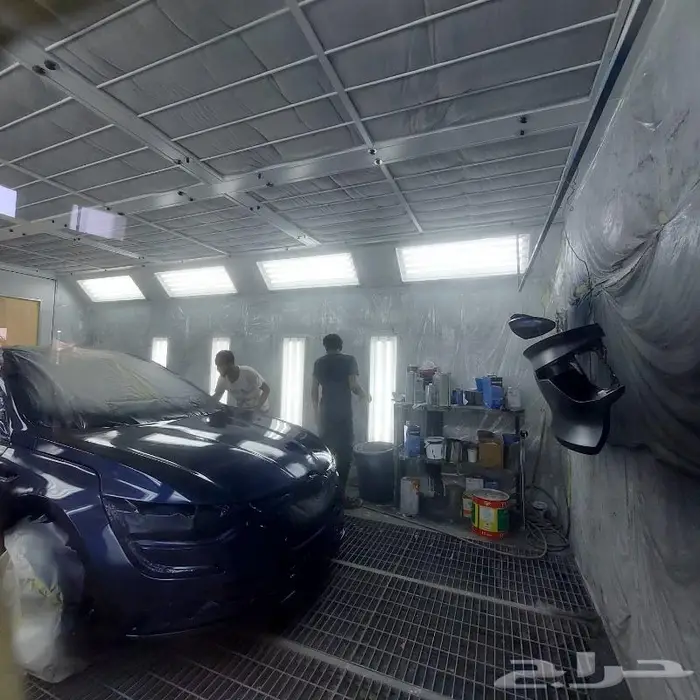 car maintenance center  bodywork  paint and mechanics 1